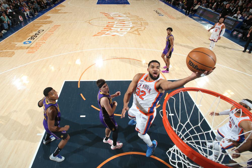 更是他对足 更是他对足