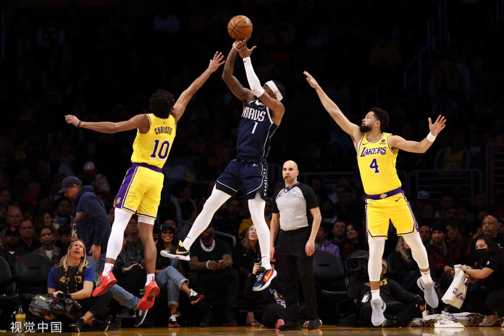 广东队在防 广东队在防