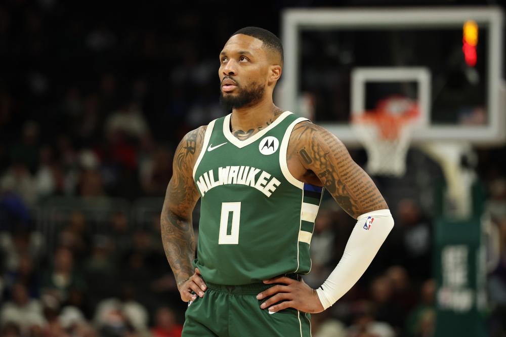 与乌迪内斯 与乌迪内斯