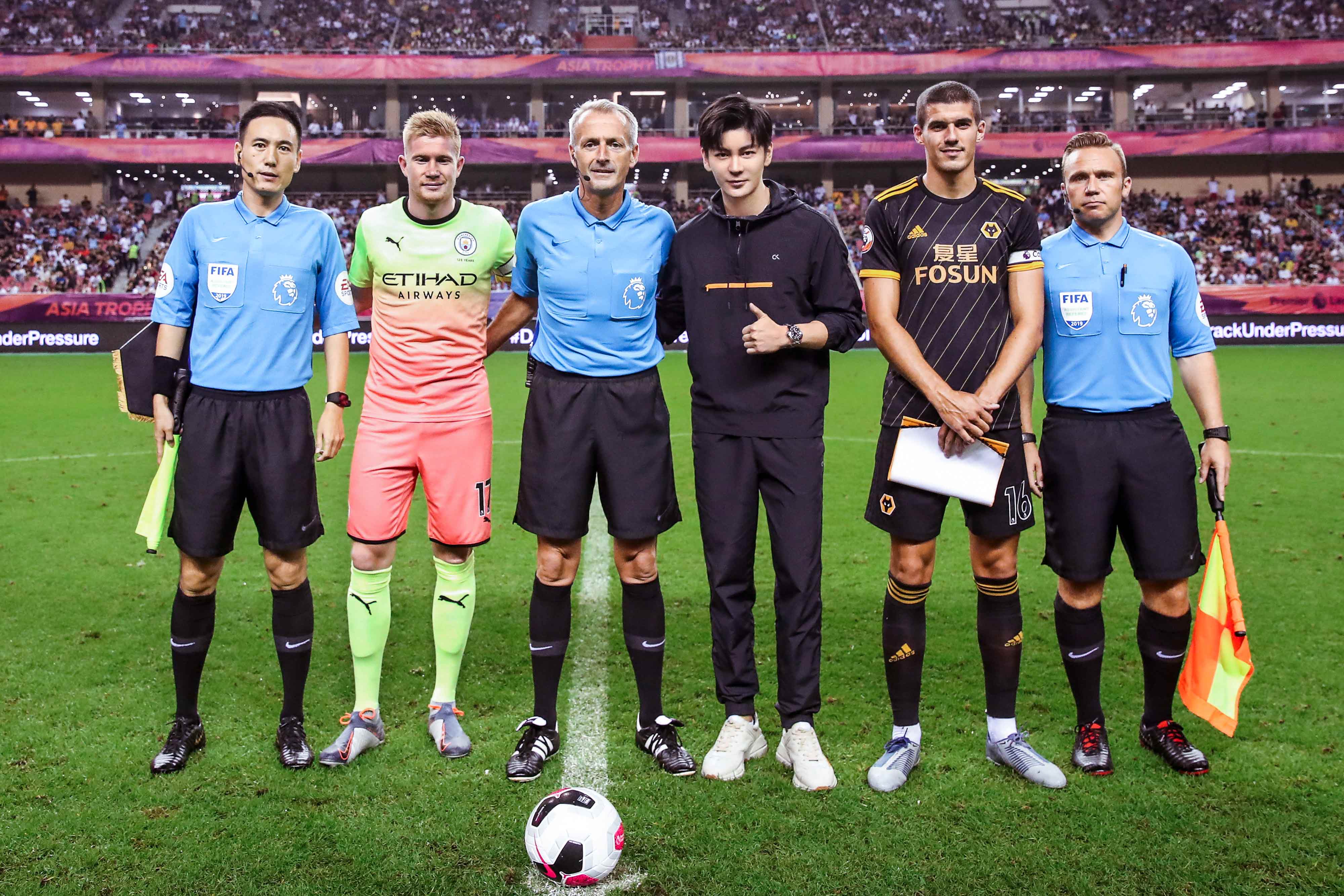 自己手中 自己手中